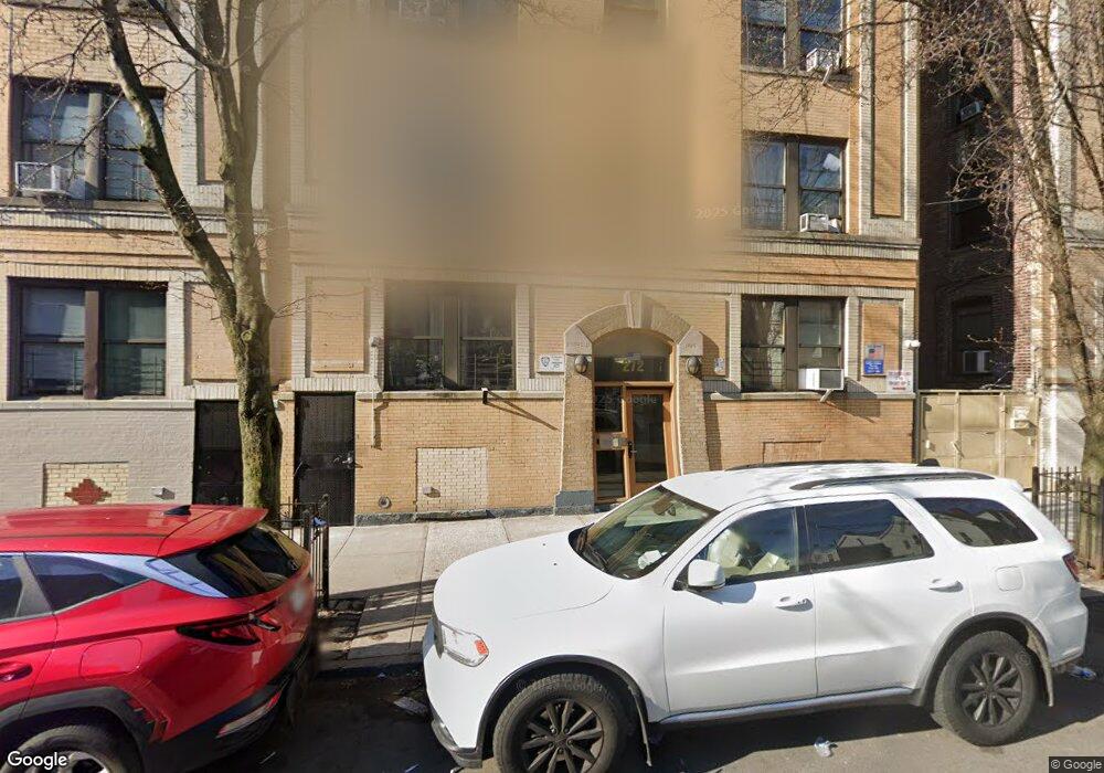 272 E 199th St, Bronx, NY 10458 - photo 1