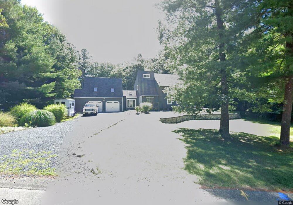 113 Edgewater Dr, Pembroke, MA 02359 - photo 1