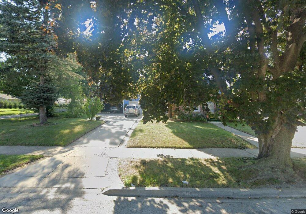 618 S Fulton Ave, Waukegan, IL 60085 - photo 1