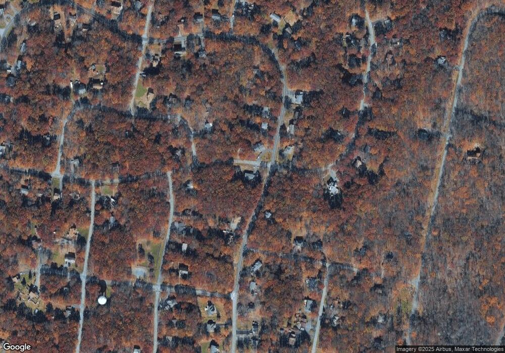 201 Pipher Rd, Bushkill, PA 18324 - photo 1