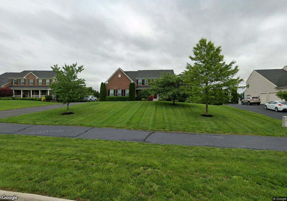 7502 Edington Dr, Warrenton, VA 20187 - photo 1