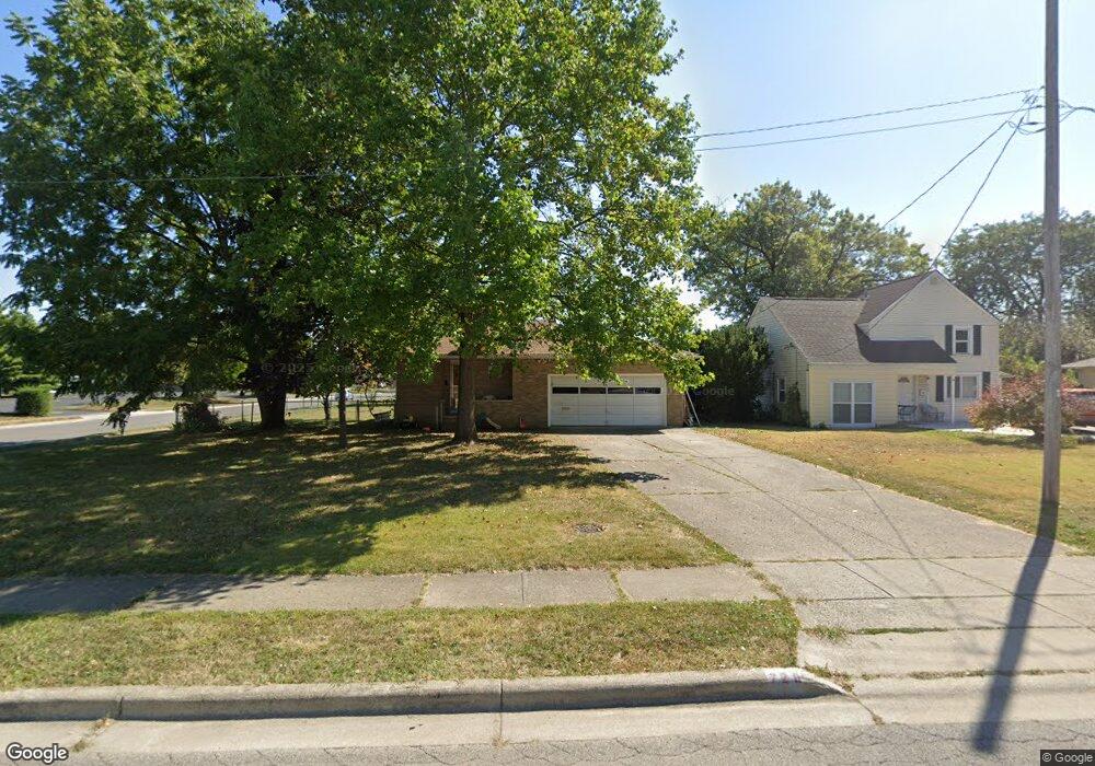 720 Bernhard Rd, Columbus, OH 43213 - photo 1