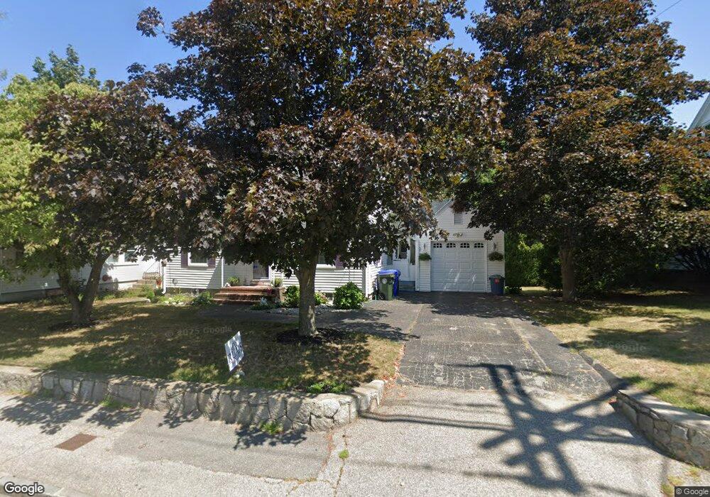 2 S Mammoth Rd, Manchester, NH 03109 - photo 1