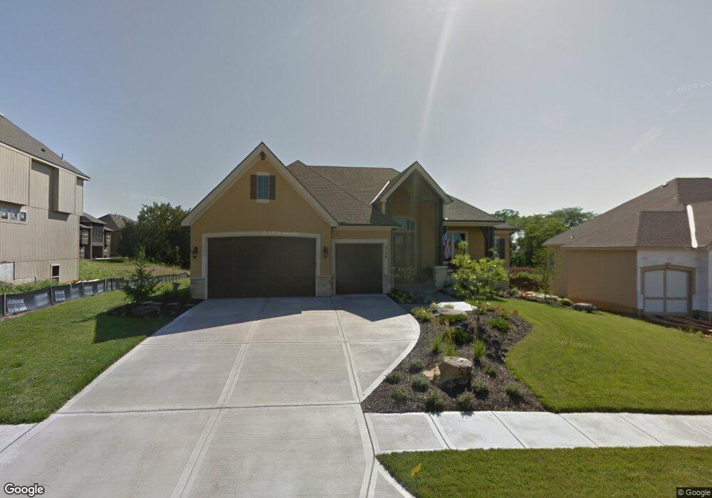 9789 Shady Bend Cir, Lenexa, KS 66227 - photo 1