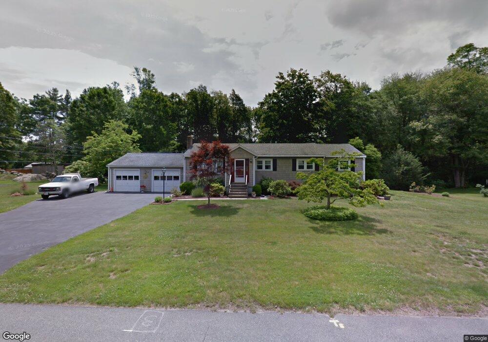 92 Ponderosa Dr, Hanover, MA 02339 - photo 1