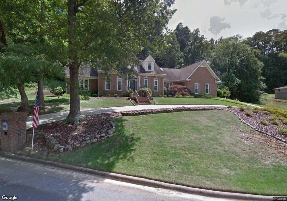 306 Lake Wood Dr, Gadsden, AL 35901 - photo 1