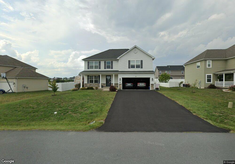 9319 Lindale Ave, Greencastle, PA 17225 - photo 1