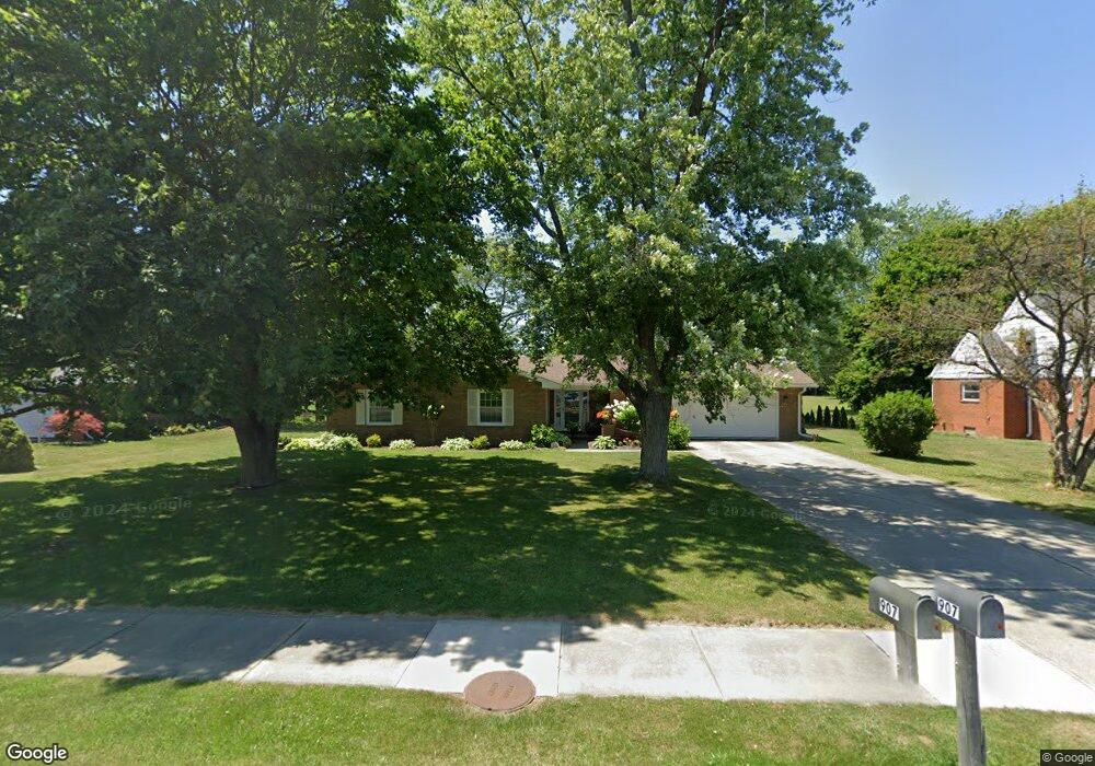 907 N Defiance St, Archbold, OH 43502 - photo 1