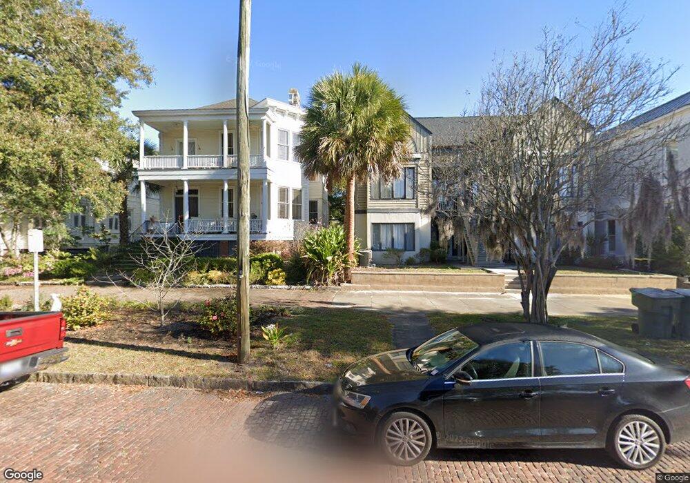 310 E Hall St, Savannah, GA 31401 - photo 1