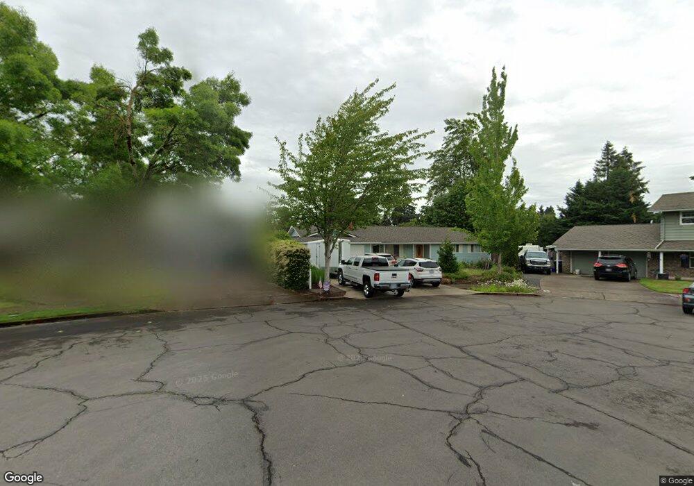 1450 Flintridge Ave, Eugene, OR 97401 - photo 1