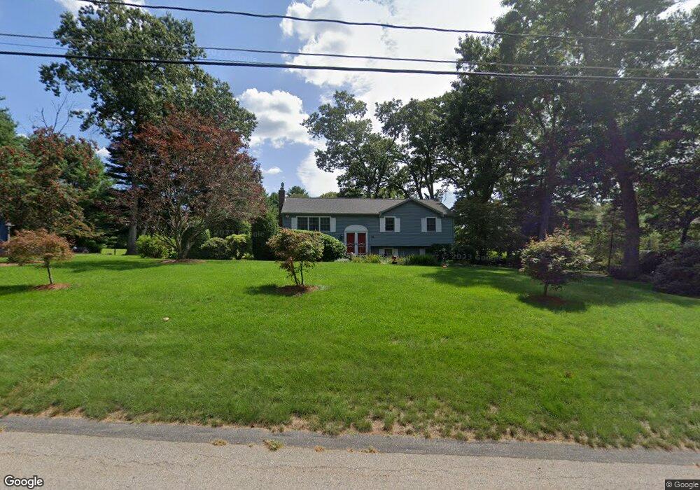 14 Pondview Rd, Norfolk, MA 02056 - photo 1