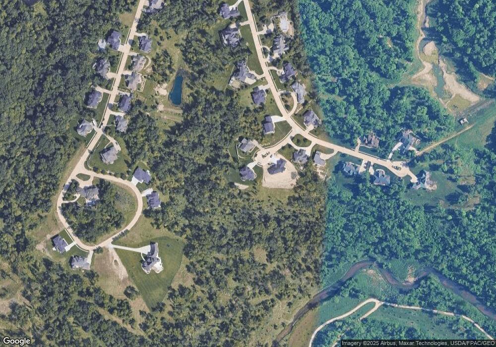 5002 Fox Fire Ln SE, Cedar Rapids, IA 52403 - photo 1