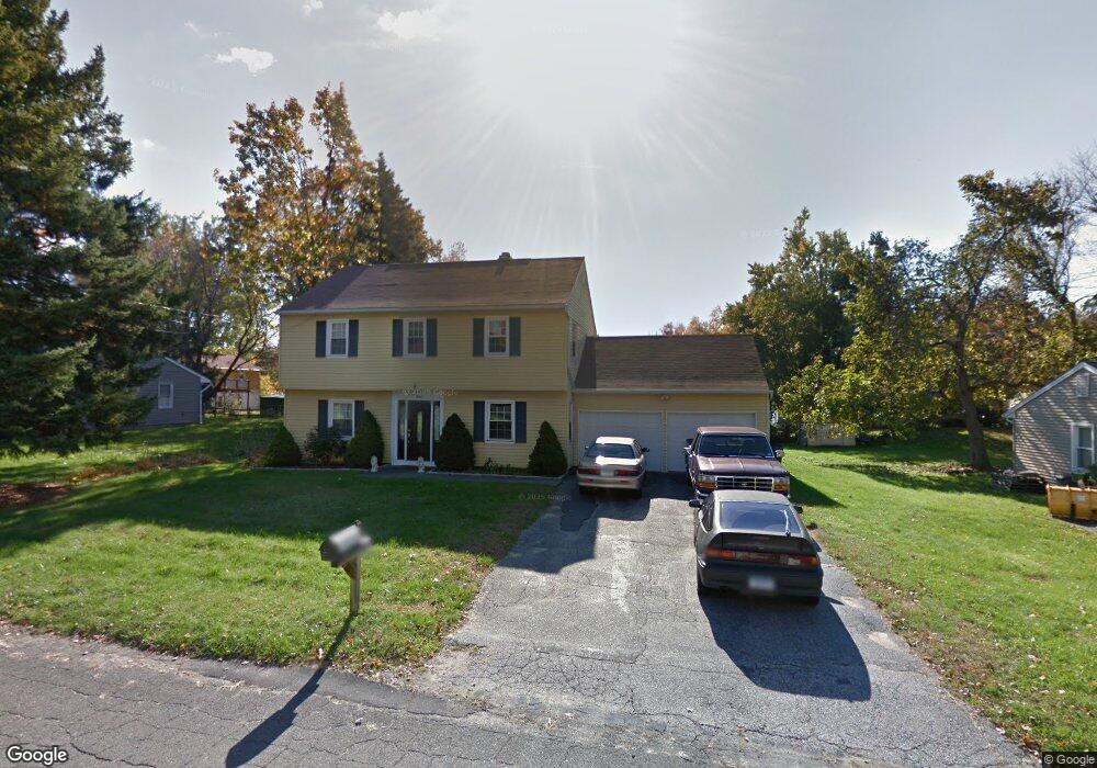 30 Hickory St, Danbury, CT 06810 - photo 1