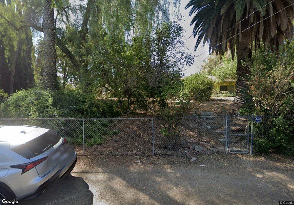 22650 Macfarlane Dr, Woodland Hills, CA 91364 - photo 1