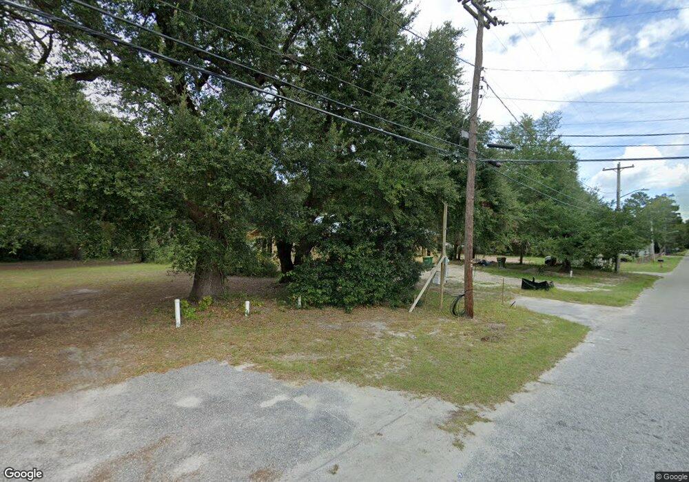 610 Wayne St, Georgetown, SC 29440 - photo 1