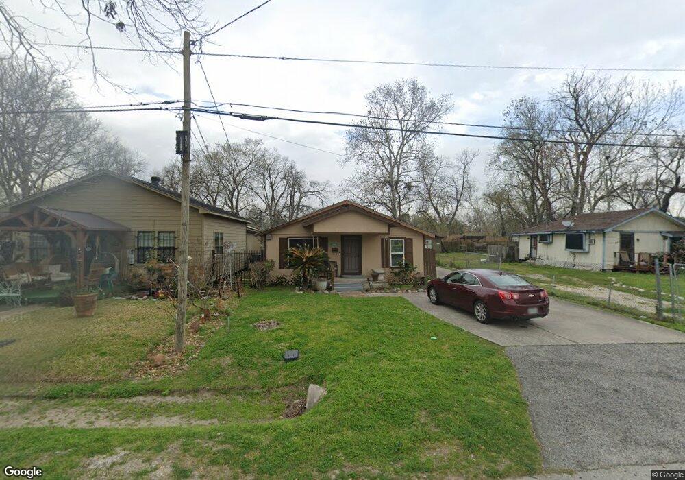 968 Calvin Ave, Houston, TX 77088 - photo 1