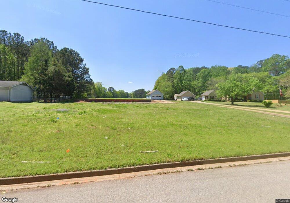 334 Sugar Creek Dr, Stockbridge, GA 30281 - photo 1