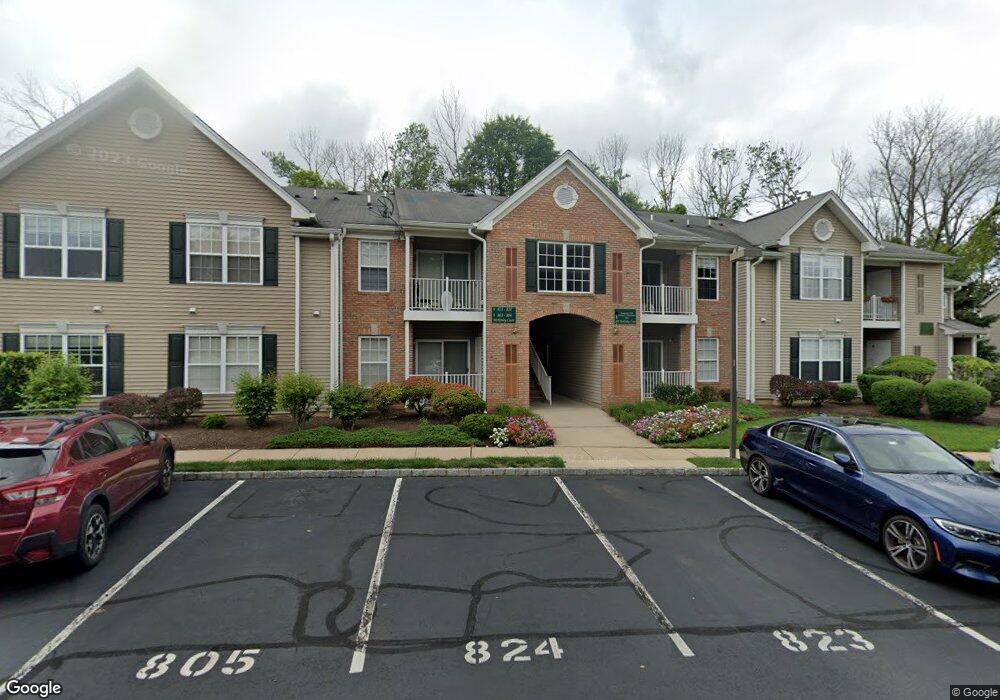 821 Mckinley Ct, Princeton, NJ 08540 - photo 1