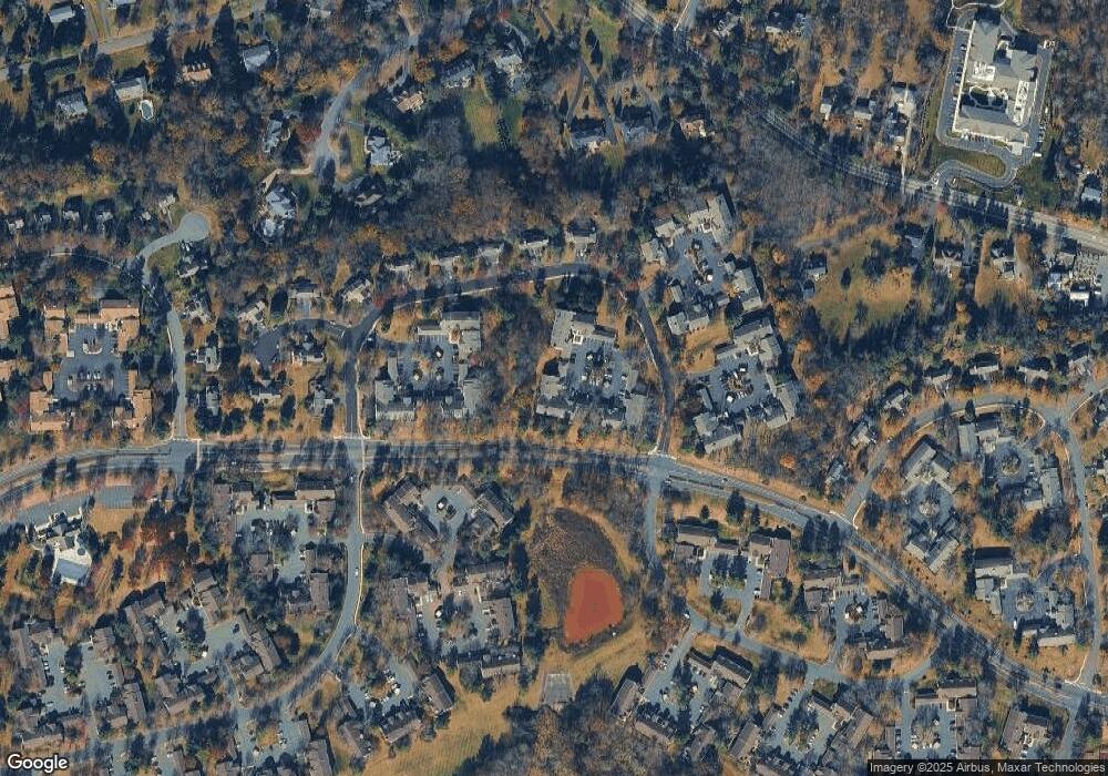 57 Smithfield Ct, Basking Ridge, NJ 07920 - photo 1