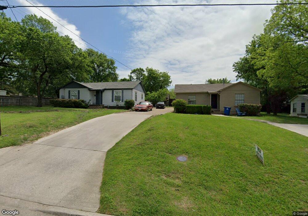 607 W Linden St, Ennis, TX 75119 - photo 1
