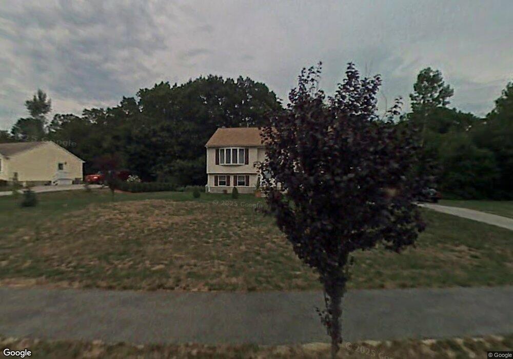 8 Daves Way, Dudley, MA 01571 - photo 1