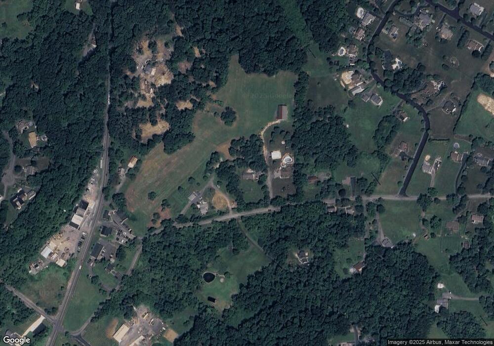 4905 Beck Rd, Emmaus, PA 18049 - photo 1