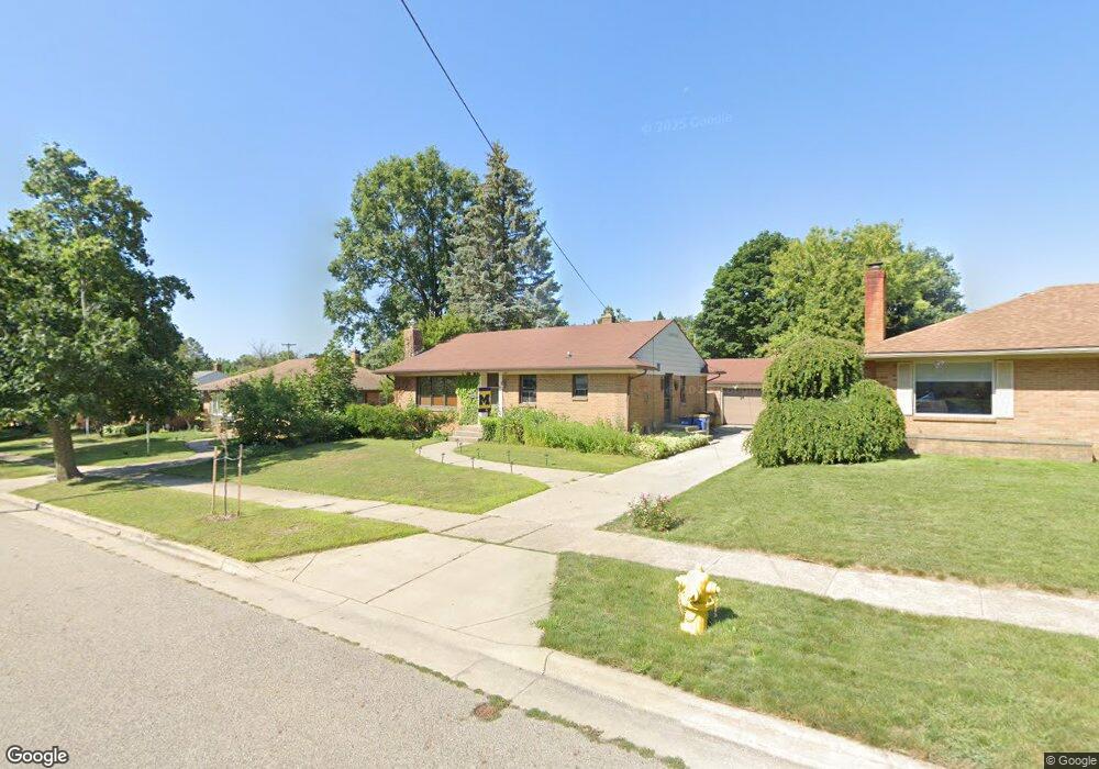 1907 Houseman Ave NE, Grand Rapids, MI 49505 - photo 1