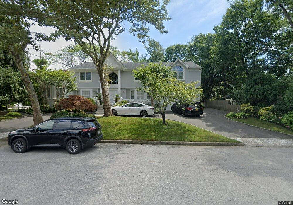 11 Rolling Hill Ln, Lawrence, NY 11559 - photo 1