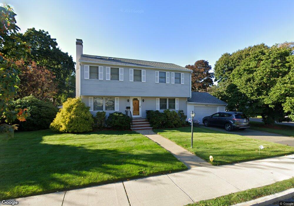 172 Overlook Rd, Arlington, MA 02474 - photo 1