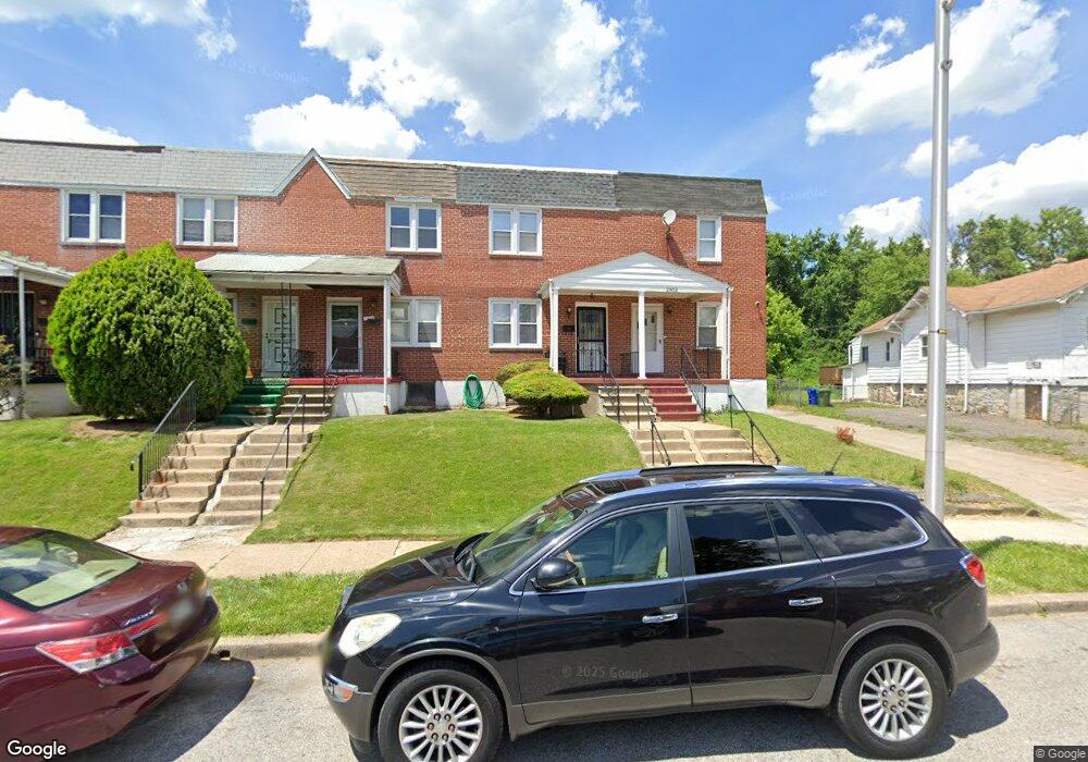 2904 Edgecombe Cir S, Baltimore, MD 21215 - photo 1