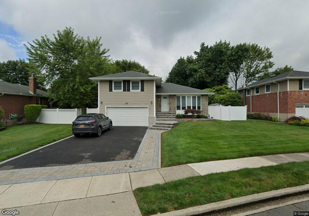 23 Theodore Dr, Plainview, NY 11803 - photo 1