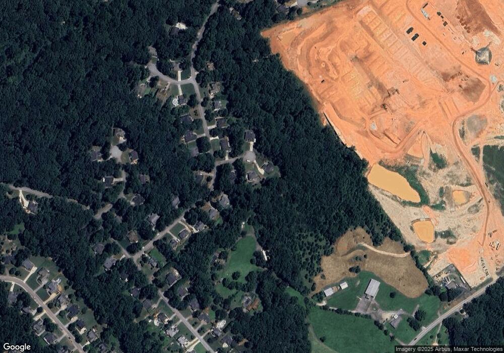 1053 Oglethorpe Ln, Hoschton, GA 30548 - photo 1