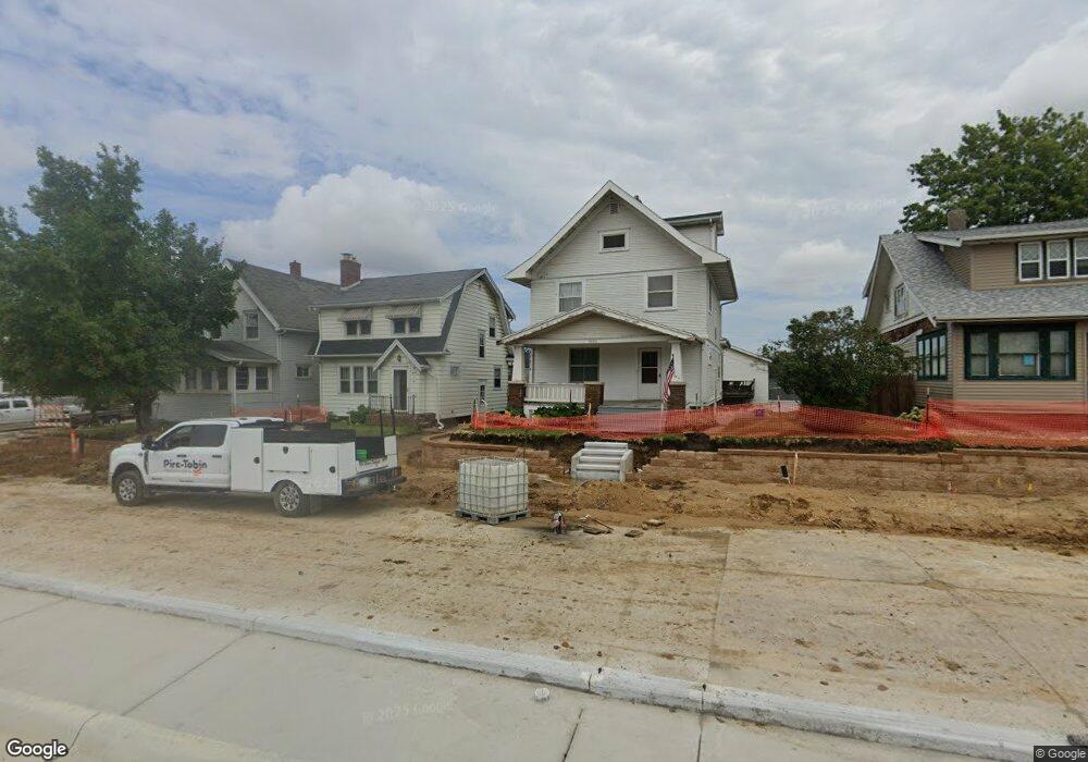 1806 Mount Vernon Rd SE, Cedar Rapids, IA 52403 - photo 1