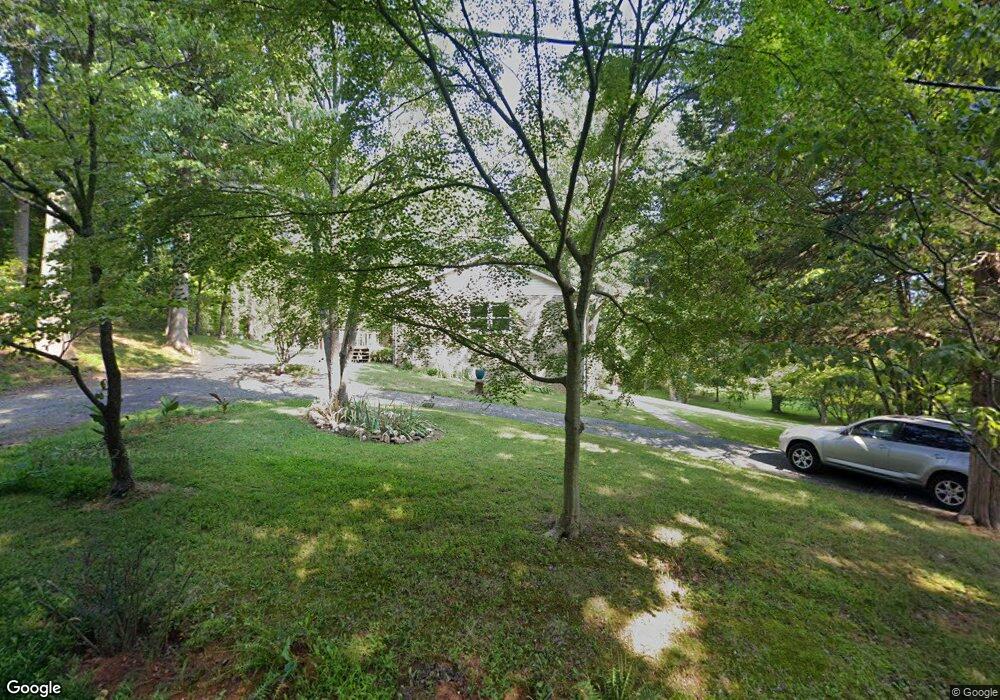 5502 Old Bust Head Rd, Broad Run, VA 20137 - photo 1