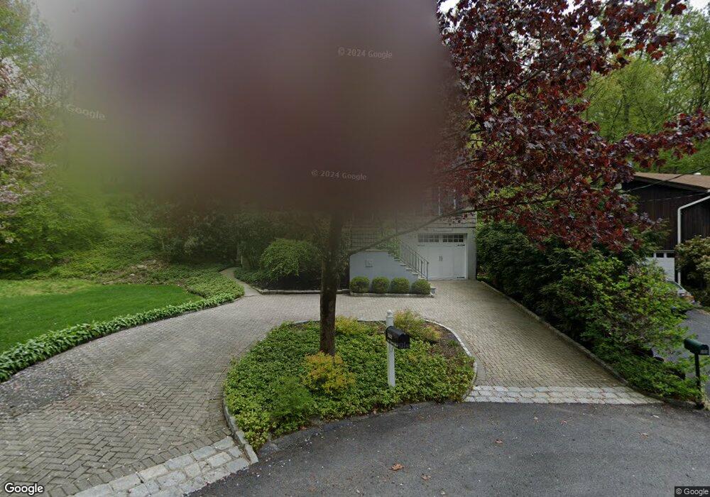 362 Lake Shore Dr, Pleasantville, NY 10570 - photo 1