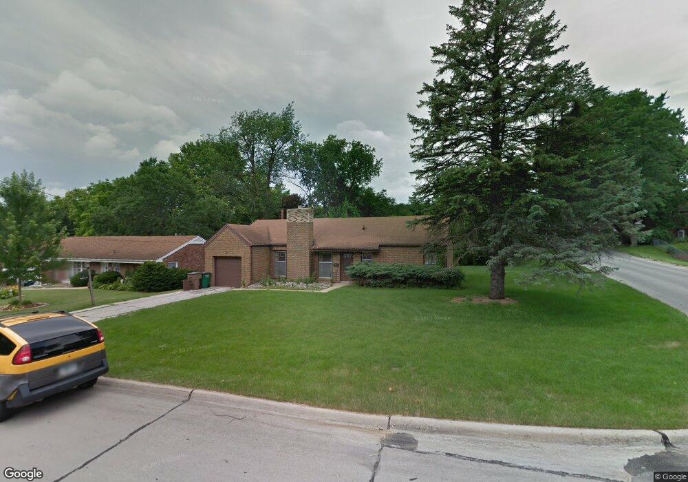 6803 Colby Ave, Windsor Heights, IA 50324 - photo 1