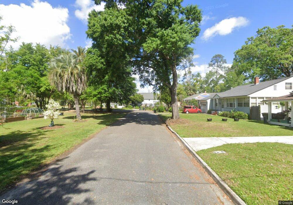 1242 Lechlade Cir, Jacksonville, FL 32205 - photo 1