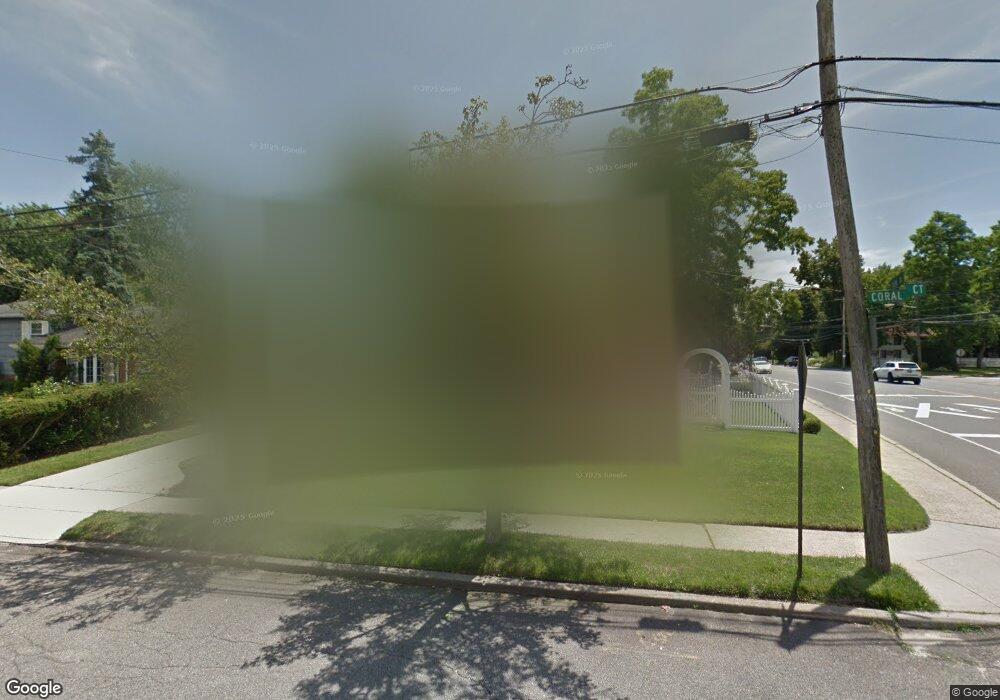 4 Coral Ct, Malverne, NY 11565 - photo 1