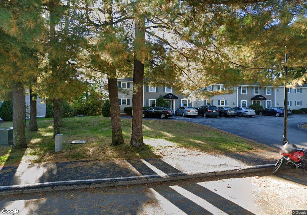 320 Circle Rd unit 3, Manchester, NH 03103 - photo 1