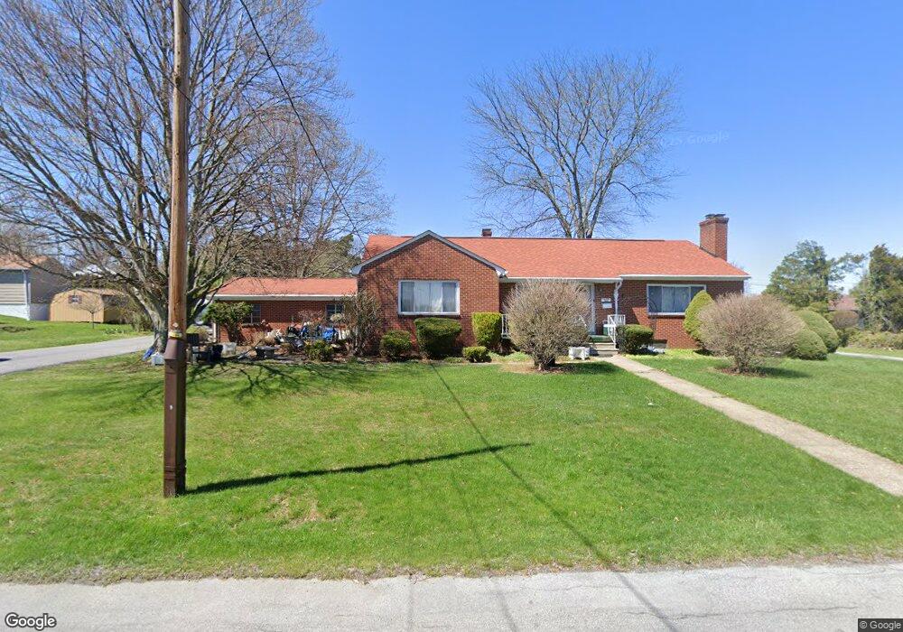 1906 Dundee Ln, Johnstown, PA 15905 - photo 1