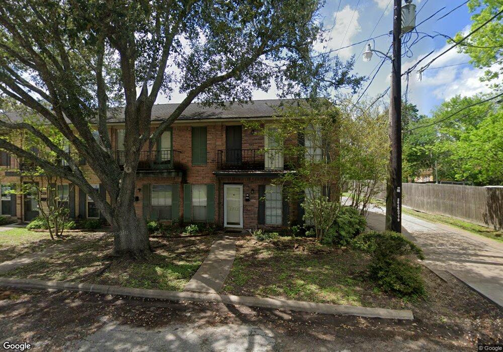 2212 Cypress Ave, Bay City, TX 77414 - photo 1