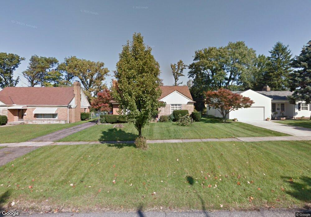 17309 Mccracken Rd, Maple Heights, OH 44137 - photo 1