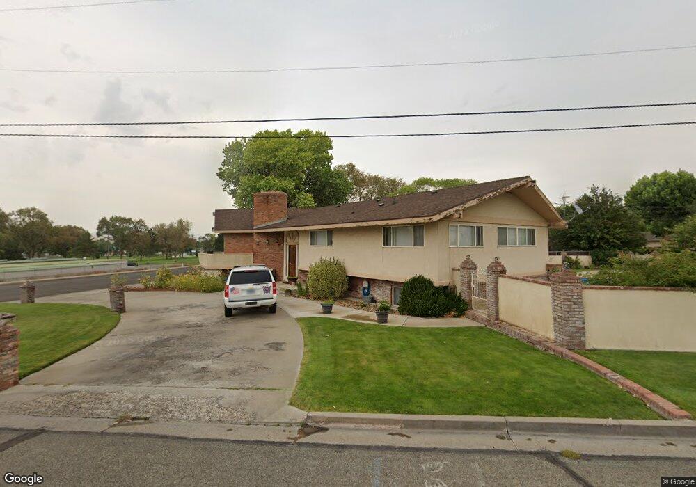 1521 Mizpah St, Winnemucca, NV 89445 - photo 1