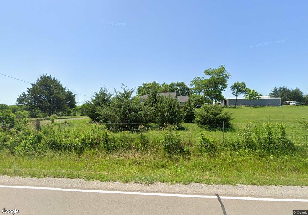 9541 SW 45th St, Topeka, KS 66610 - photo 1