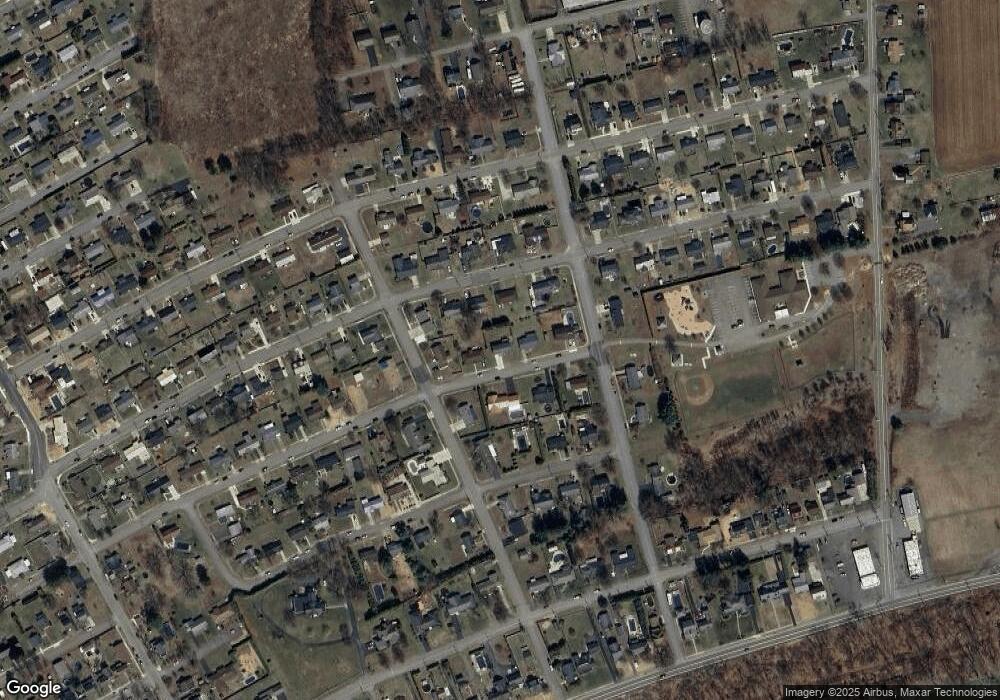 1113 E 4 1/2 St, Berwick, PA 18603 - photo 1