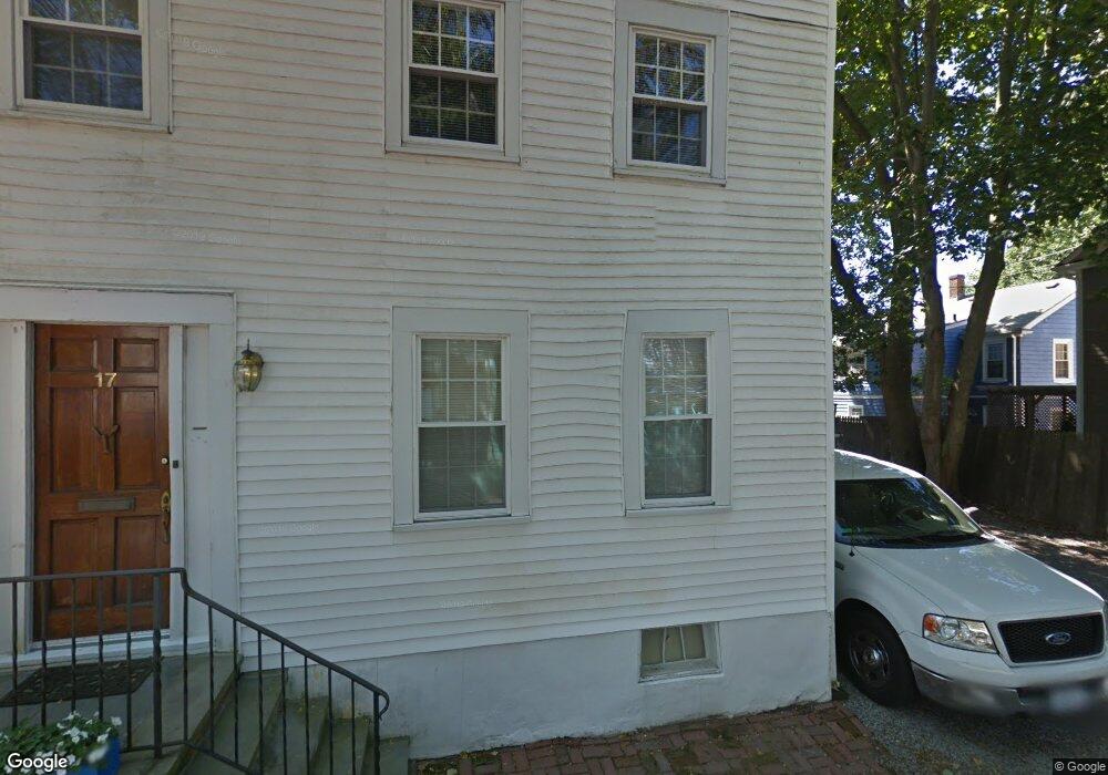 17 Heath St, Newport, RI 02840 - photo 1