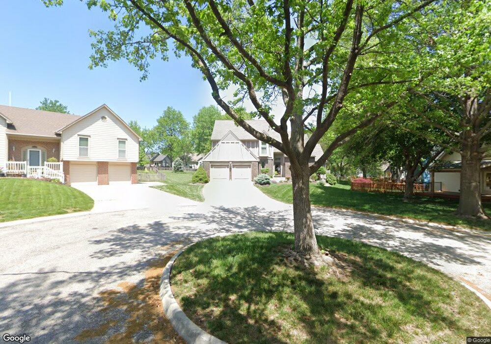 10568 Haskins St, Lenexa, KS 66215 - photo 1