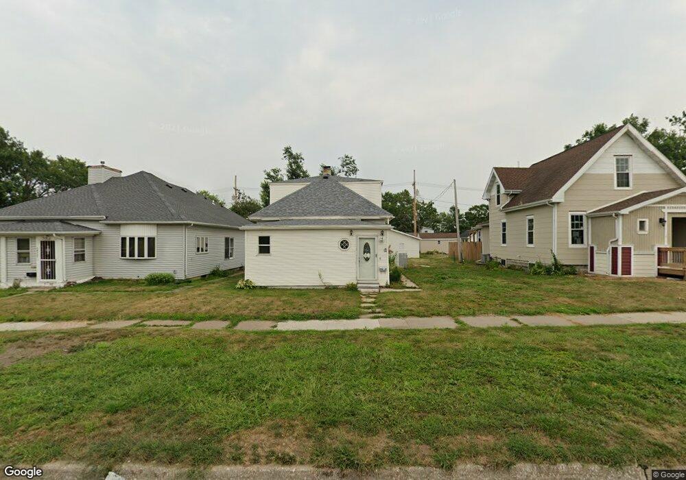 1817 3rd St SW, Cedar Rapids, IA 52404 - photo 1