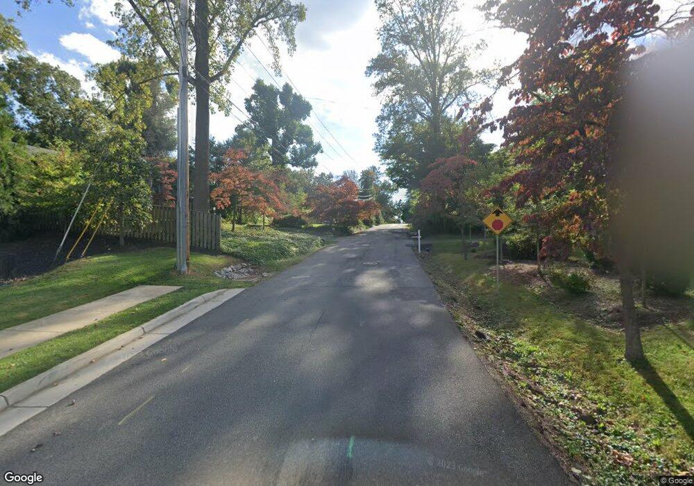 4 Dale Dr, Falls Church, VA 22043 - photo 1