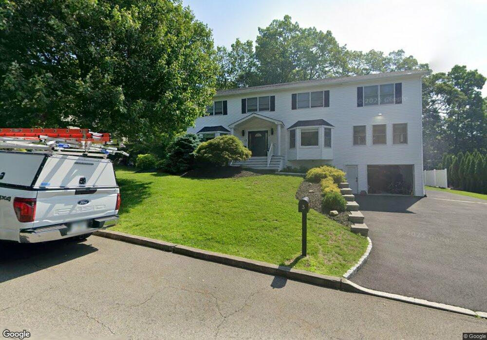 3 Hobbs Ct, Pomona, NY 10970 - photo 1